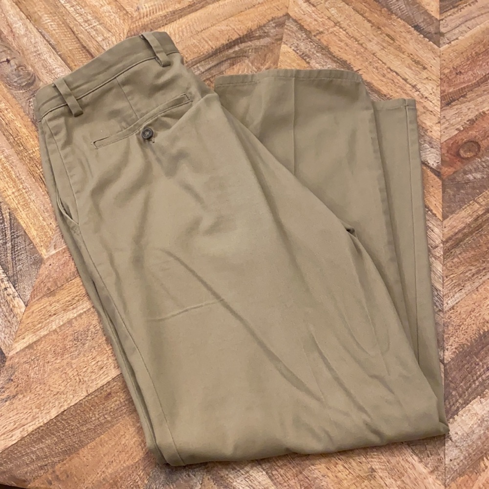 Dockers cotton blend khaki pants